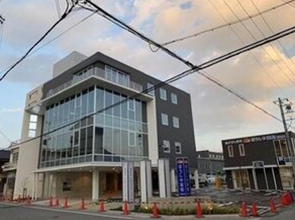 東姫路（53.26坪）の店舗物件画像 外観・内観1