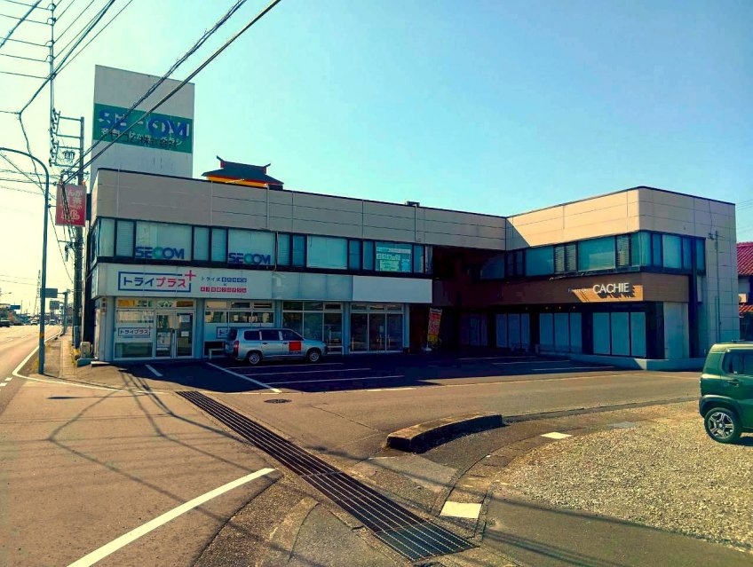 北方真桑（15.34坪）の店舗物件画像 外観・内観1