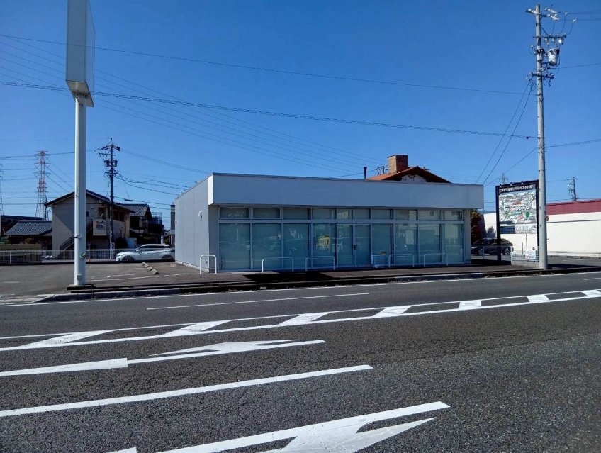 岐阜（50.07坪）の店舗物件画像 外観・内観1