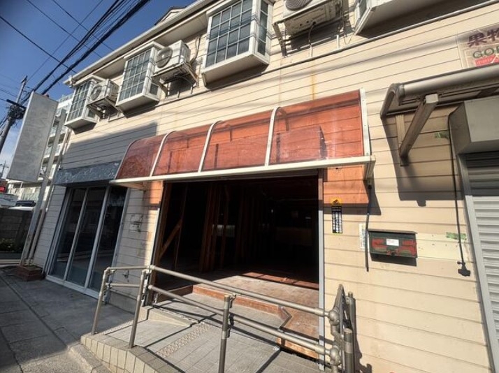 等々力（17.92坪）の店舗物件画像 外観・内観1