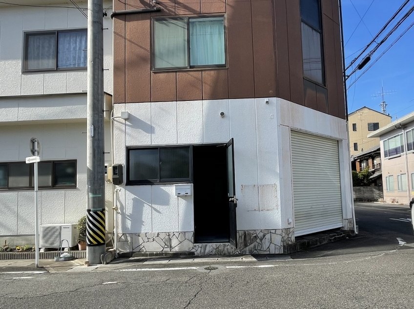 田神（10.34坪）の店舗物件画像 外観・内観1