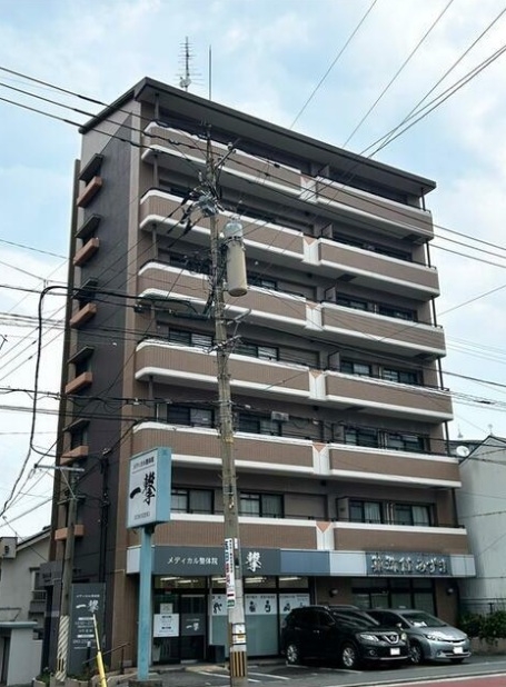 スペースワールド（10.56坪）の店舗物件画像 外観・内観1