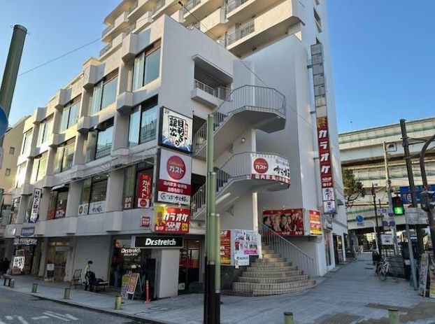 石川町（18.39坪）の店舗物件画像 外観・内観1