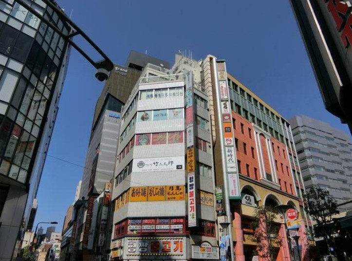 池袋（27.95坪）の店舗物件画像 外観・内観1