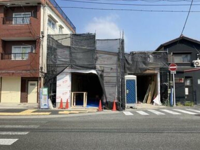 久宝寺（10坪）の店舗物件画像 外観・内観1