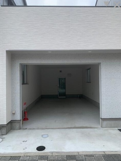 山陽明石（9.68坪）の店舗物件画像 外観・内観1