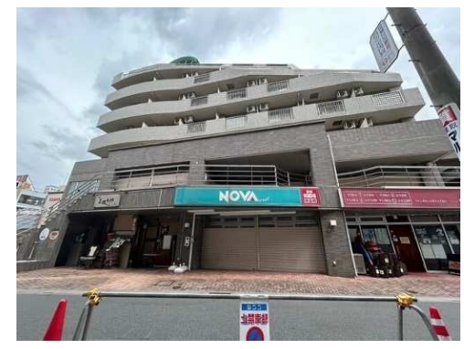 坂戸（82.43坪）の店舗物件画像 外観・内観1