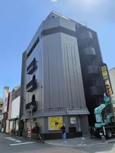 山陽姫路（7.75坪）の店舗物件画像 外観・内観1