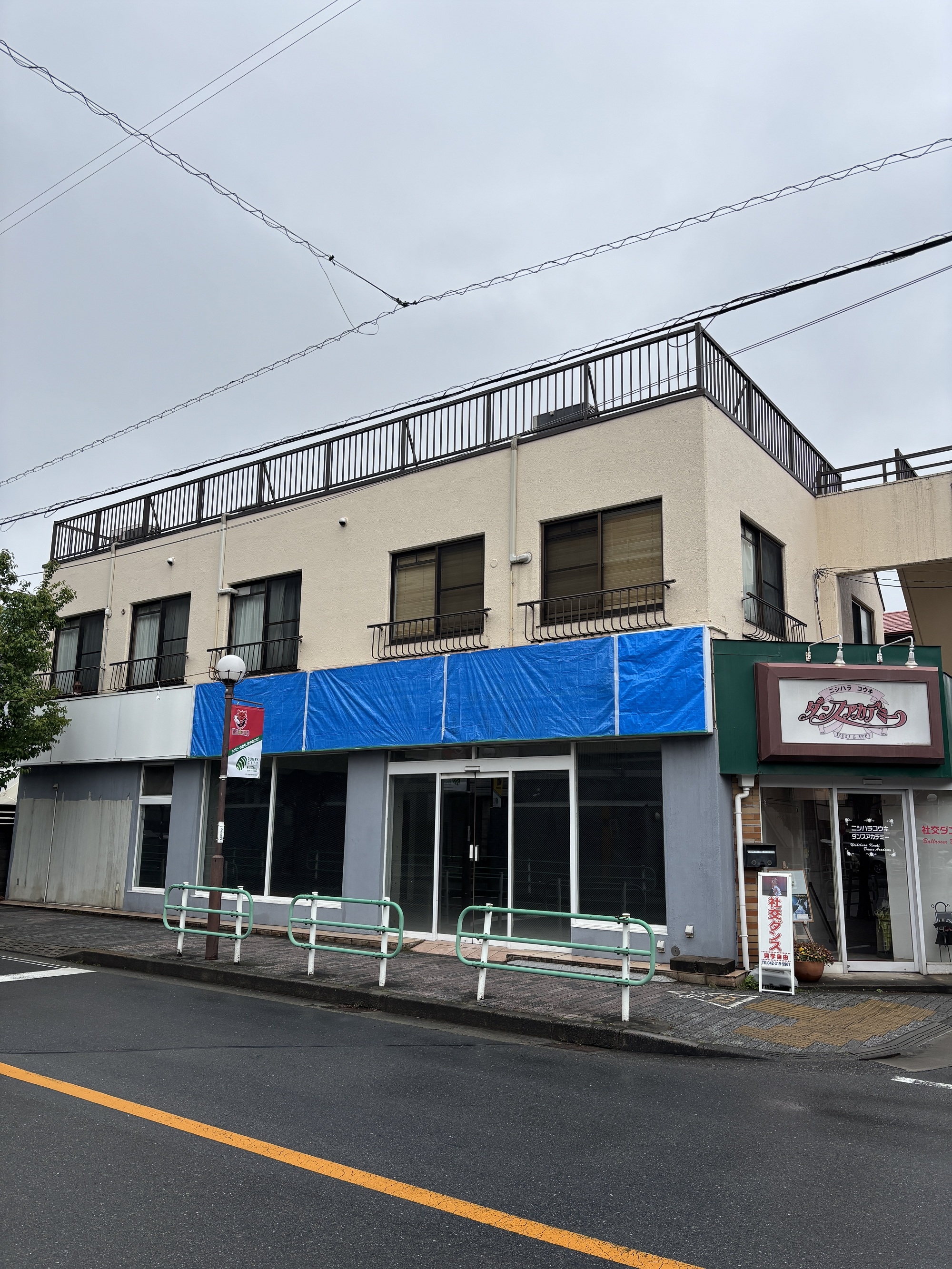 府中（36.91坪）の店舗物件画像 外観・内観1