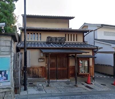 祇園四条（17.12坪）の店舗物件画像 外観・内観1