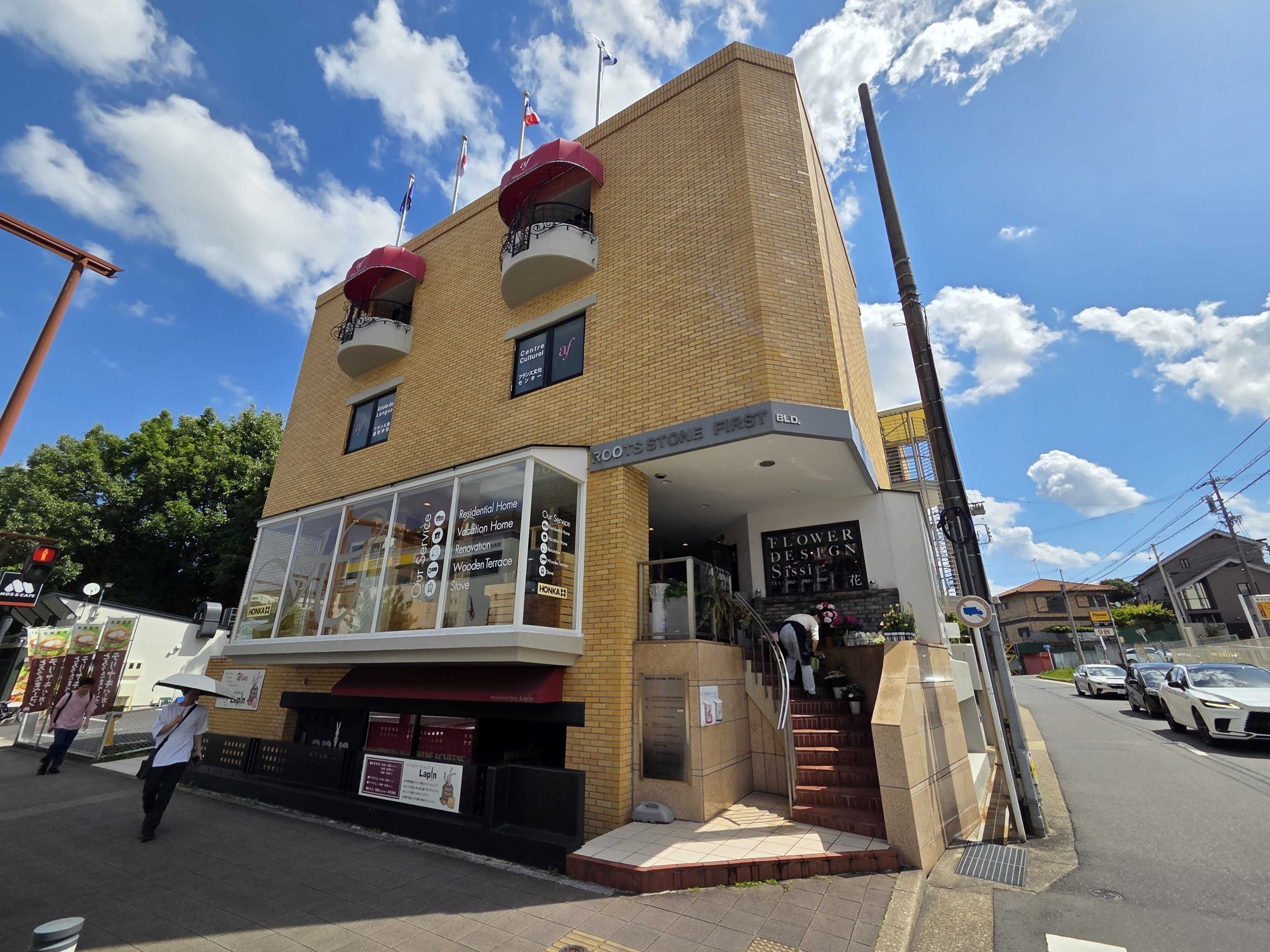 本山（1.84坪）の店舗物件画像 外観・内観1