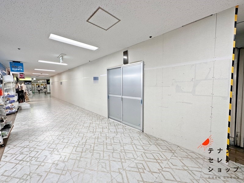 近鉄八尾（45.86坪）の店舗物件画像 外観・内観1