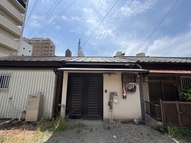 塚口（9.8坪）の店舗物件画像 外観・内観1