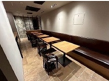 大阪梅田（13.14坪）の店舗物件画像 外観・内観1