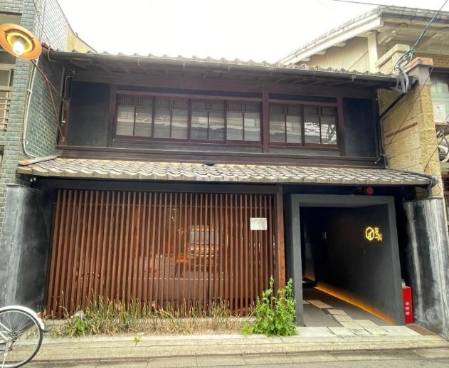 五条（50.97坪）の店舗物件画像 外観・内観1