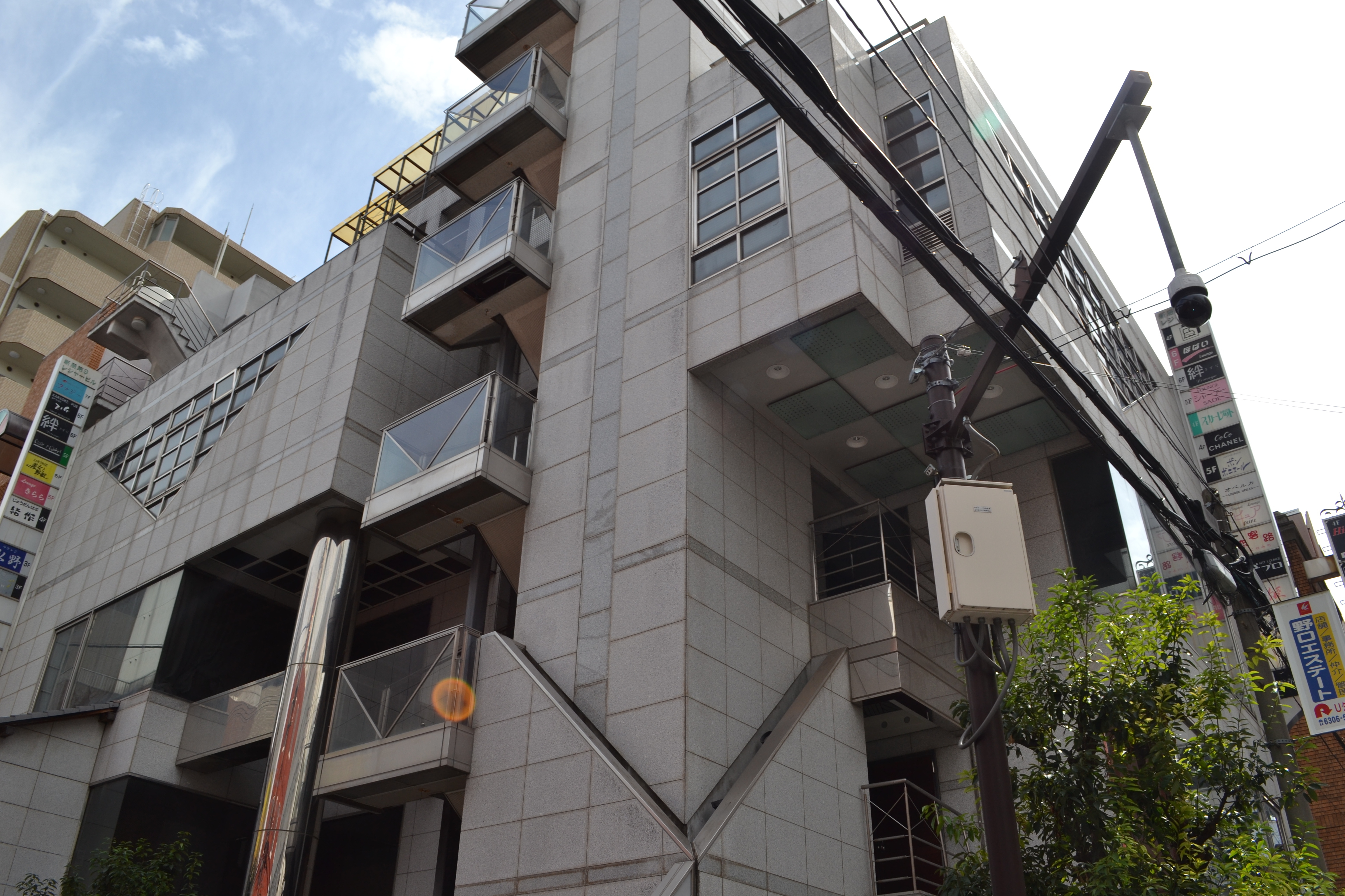 西中島南方の店舗物件