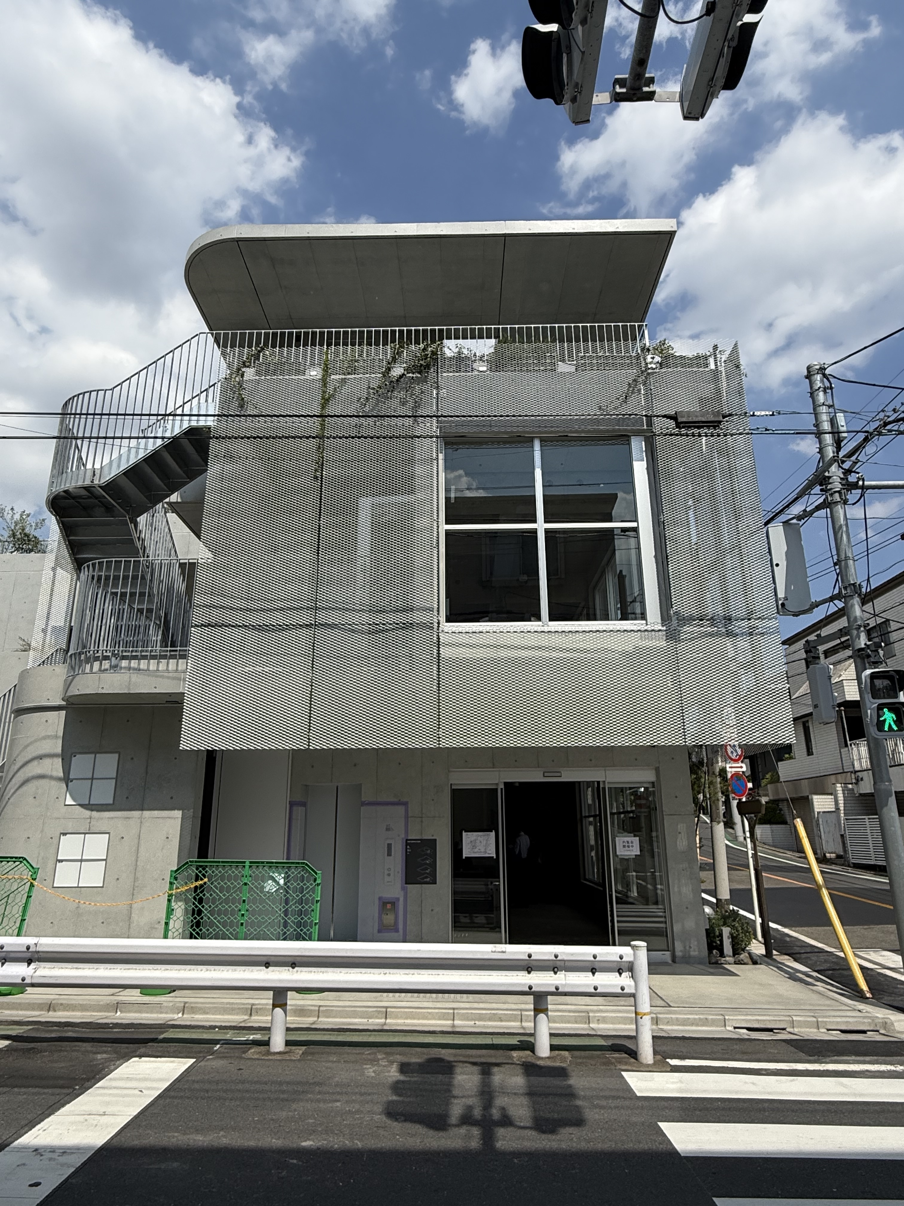 自由が丘（26.5坪）の店舗物件画像 外観・内観1