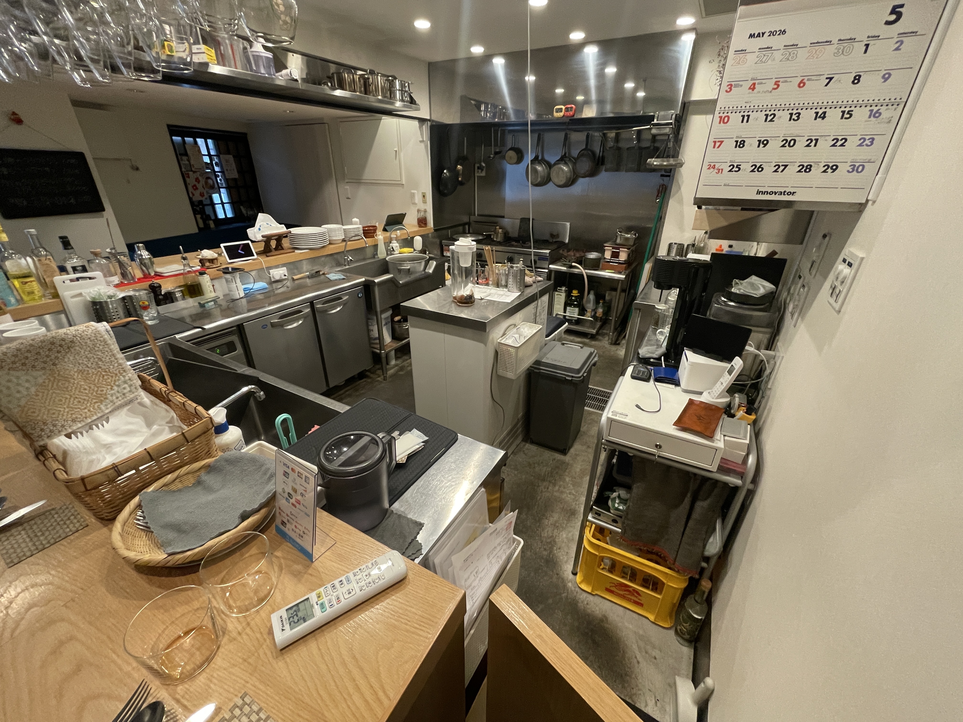 平沼橋（11.5坪）の店舗物件画像 外観・内観1