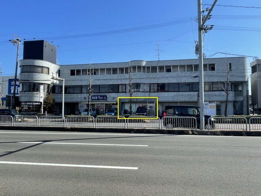 西岐阜（14.59坪）の店舗物件画像 外観・内観1