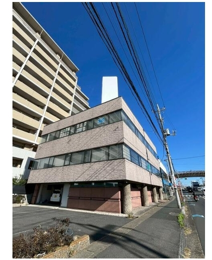 獨協大学前＜草加松原＞（60.39坪）の店舗物件画像 外観・内観1