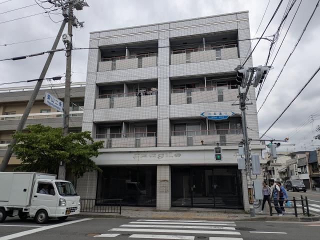 東山（27.21坪）の店舗物件画像 外観・内観1