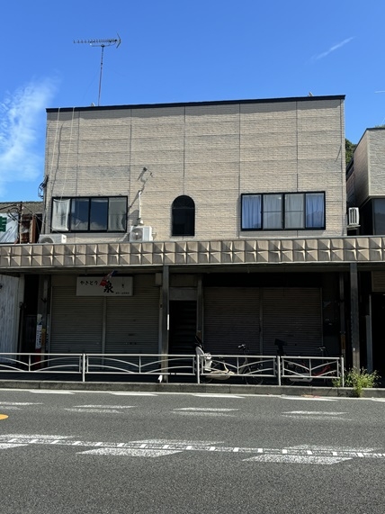 追浜（13.23坪）の店舗物件画像 外観・内観1