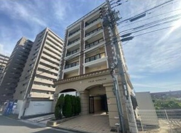 荒本（19.96坪）の店舗物件画像 外観・内観1