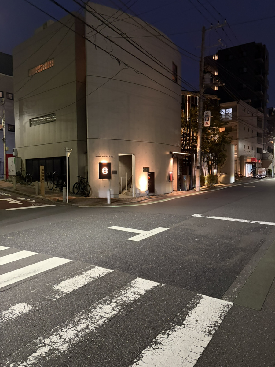 広尾（40坪）の店舗物件画像 外観・内観1