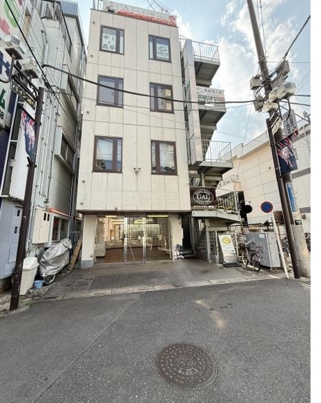 新所沢（15.25坪）の店舗物件画像 外観・内観1