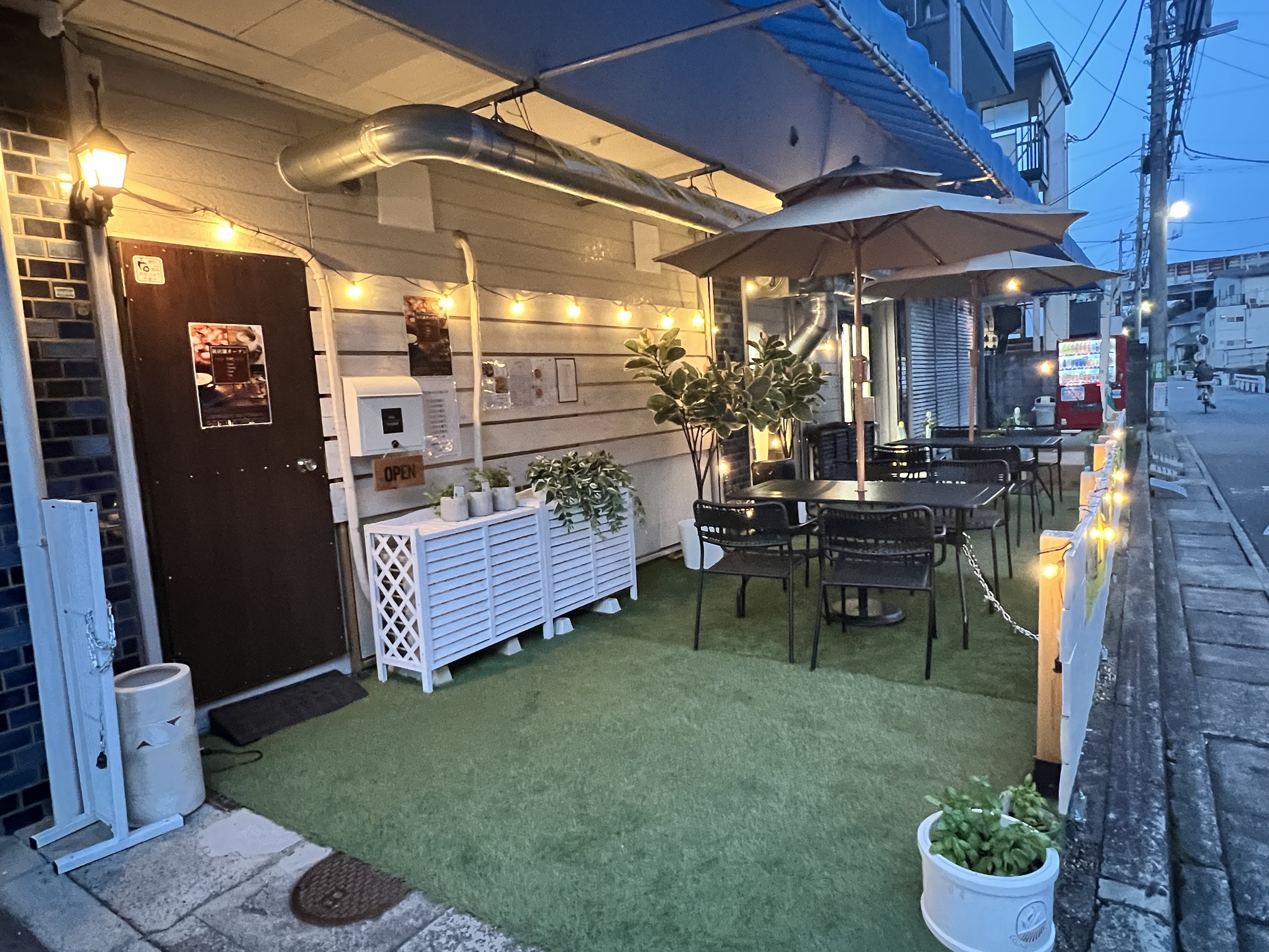 東山田（30坪）の店舗物件画像 外観・内観1
