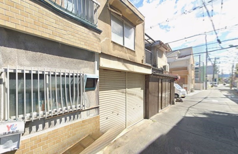 俊徳道（38坪）の店舗物件画像 外観・内観1