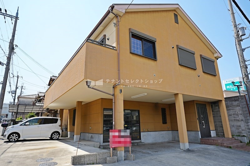 柏原（48.64坪）の店舗物件画像 外観・内観1