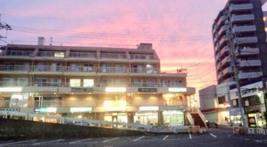 読売ランド前（17.18坪）の店舗物件画像 外観・内観1
