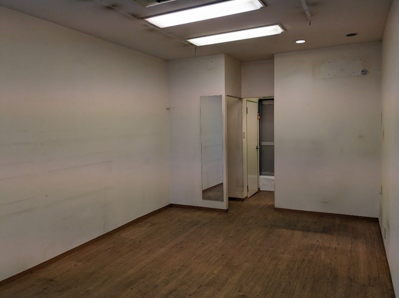 河内山本（9坪）の店舗物件画像 外観・内観1