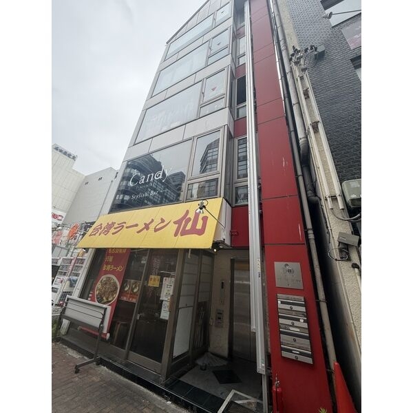 久屋大通（21.71坪）の店舗物件画像 外観・内観1