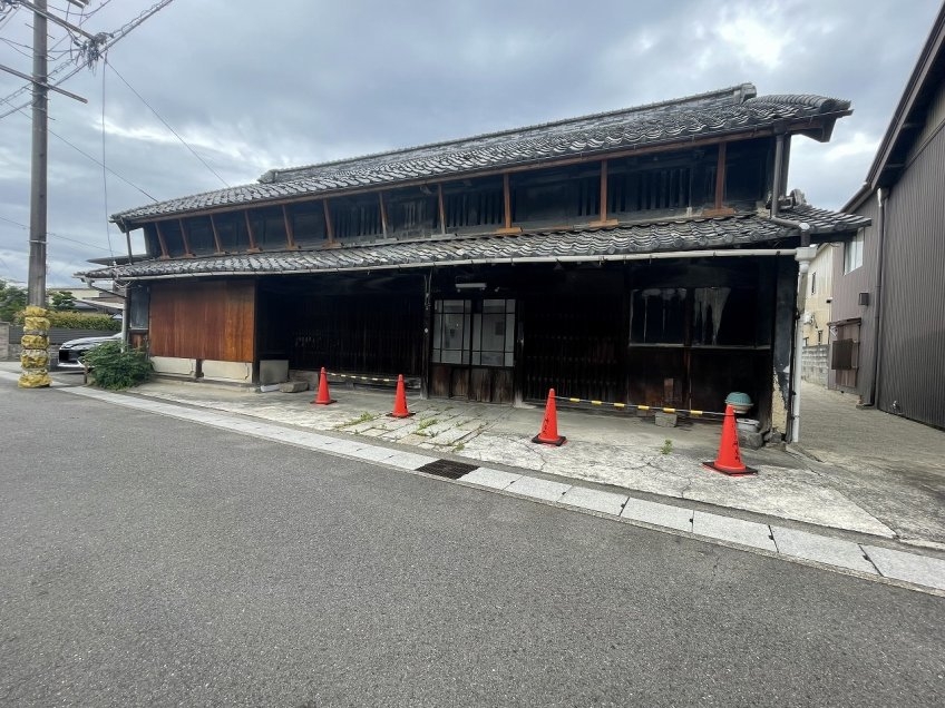 笠松（36.04坪）の店舗物件画像 外観・内観1