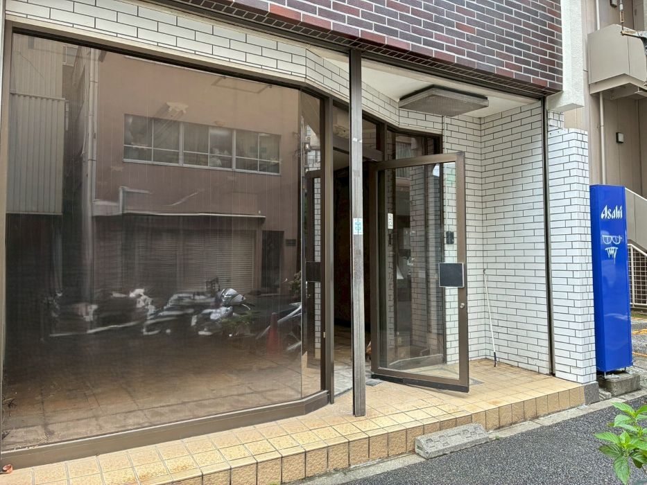 関内（32.94坪）の店舗物件画像 外観・内観1