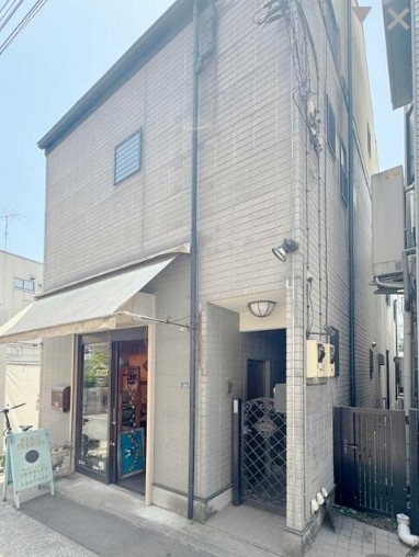 明治神宮前の店舗物件