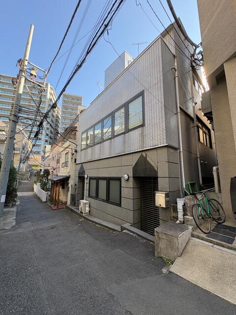 四谷三丁目の店舗物件