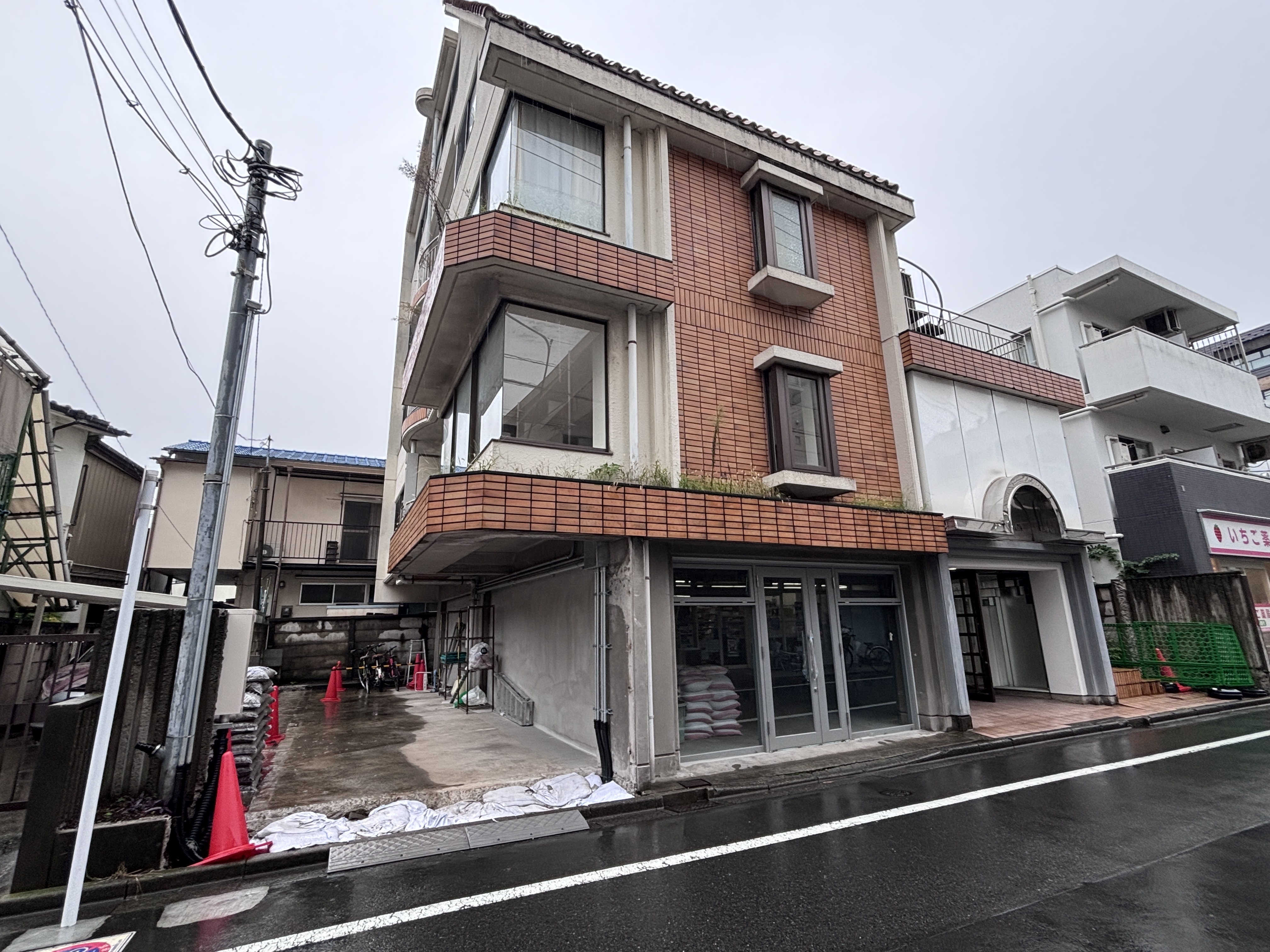 用賀の店舗物件